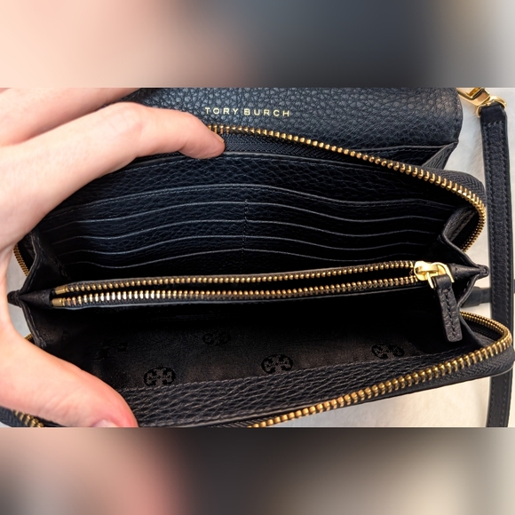 Tory Burch Thea Bag 7.75" x 6" compact crossbody Lay flat Style dark Navy - Picture 9 of 10